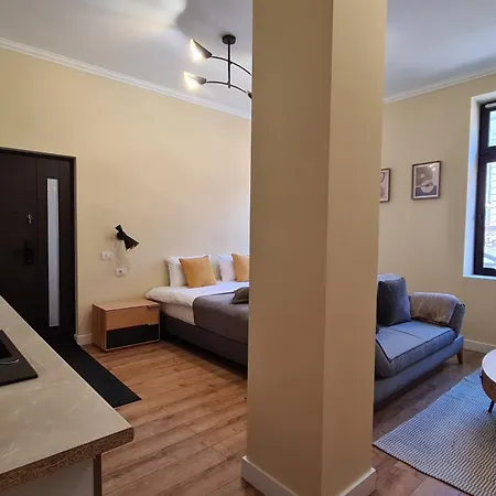Zeiiss Apartment