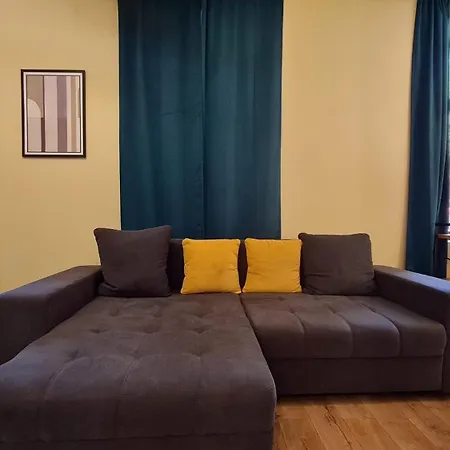 Zeiiss Apartment